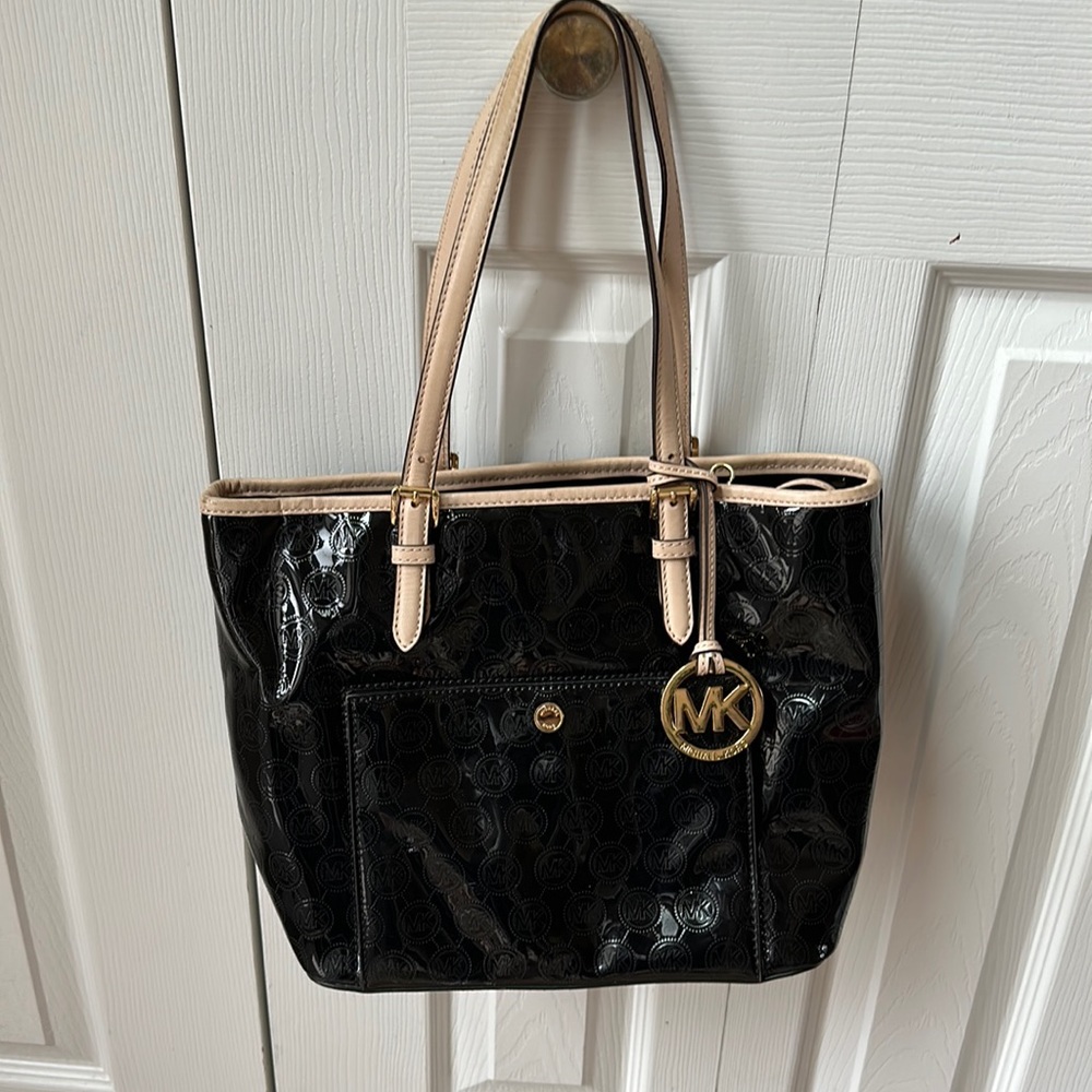 Michael Kors shoulder bag!